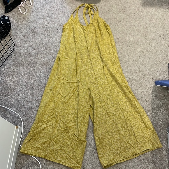 Women’s jumper - Picture 1 of 4